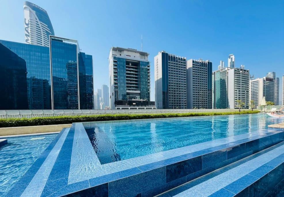 Vera Residences By Damac I 1Br Luxury Aparthotel Dubai Exteriör bild